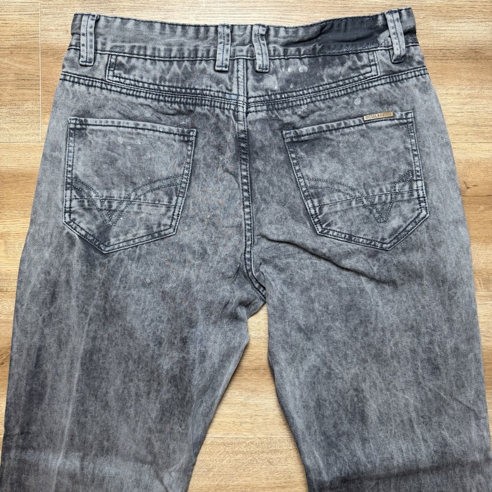 Diesel Jeans Men 32x32 Gray Straight Leg Acid Wash Denim Grunge Punk Vintage Y2K - Picture 4 of 10